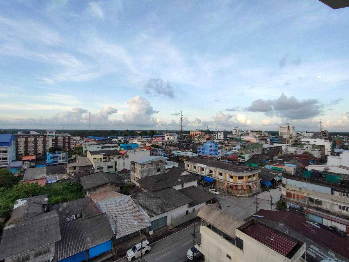 Intertower Hotel Sungai Kolok エクステリア 写真